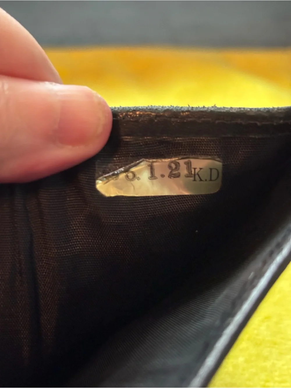 Authentic Vintage CHANEL Timeless CC Caviar Leather Bifold Wallet - Black
